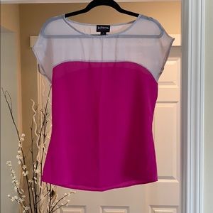 Hot Tempered Top size Medium.